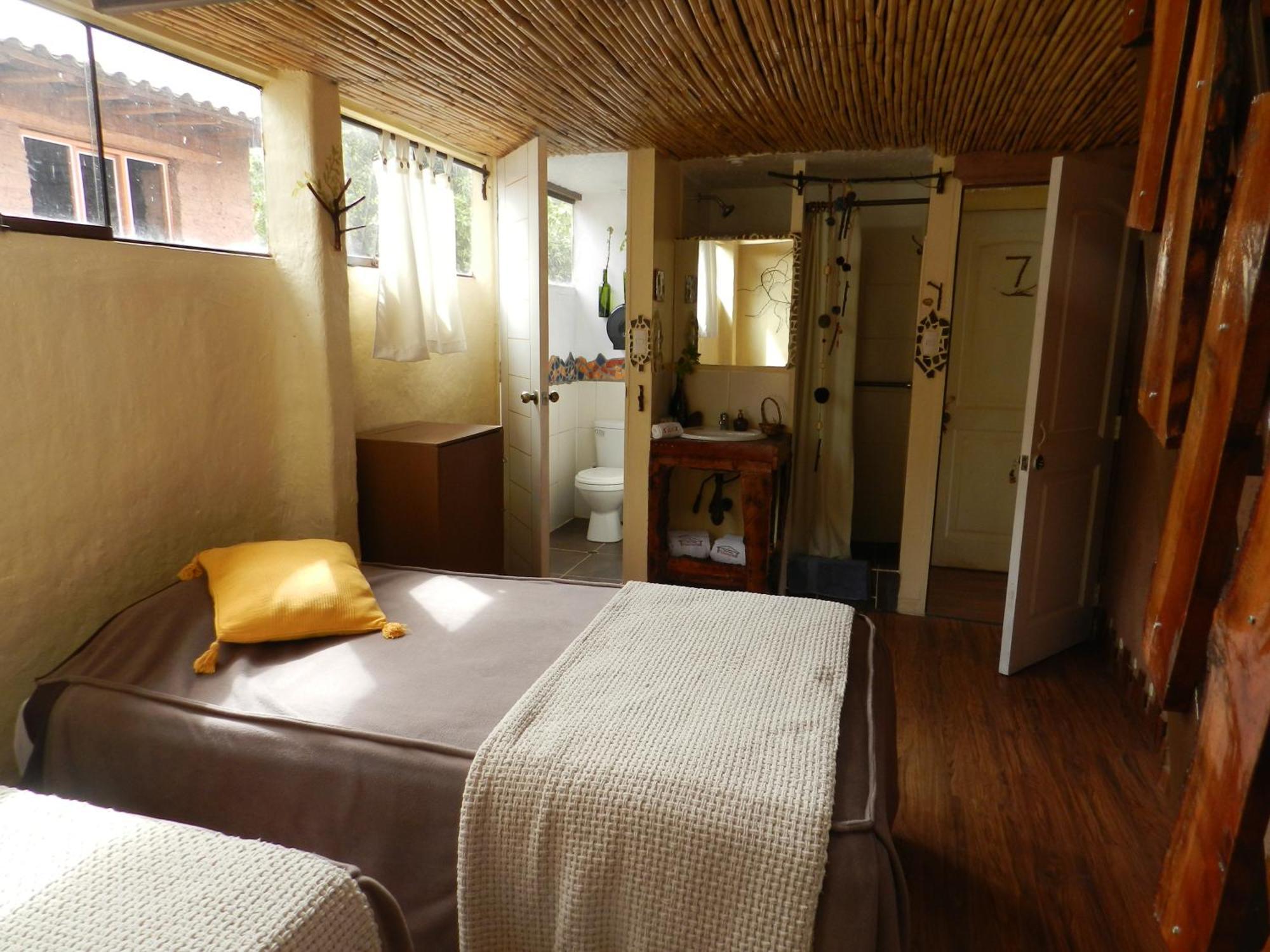 Eco Tampu Andahuaylillas- Hospedaje Ecosostenible Kamer foto